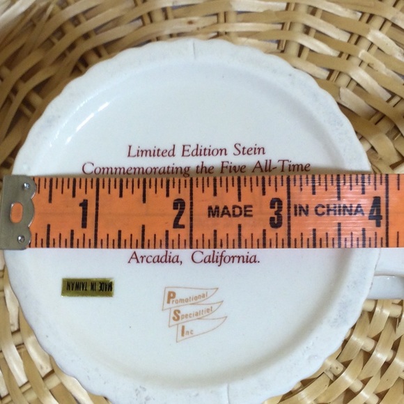 Vintage Limited Edition Stein Commemorating five All Time Leading Jockeys - Picture 6 of 10